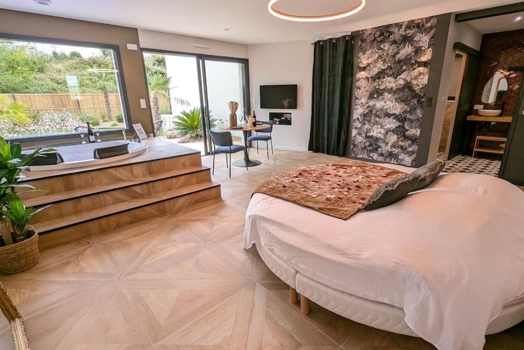 Les Suites Du Payre - Suite Passion Talmont-Saint-Hilaire Екстериор снимка
